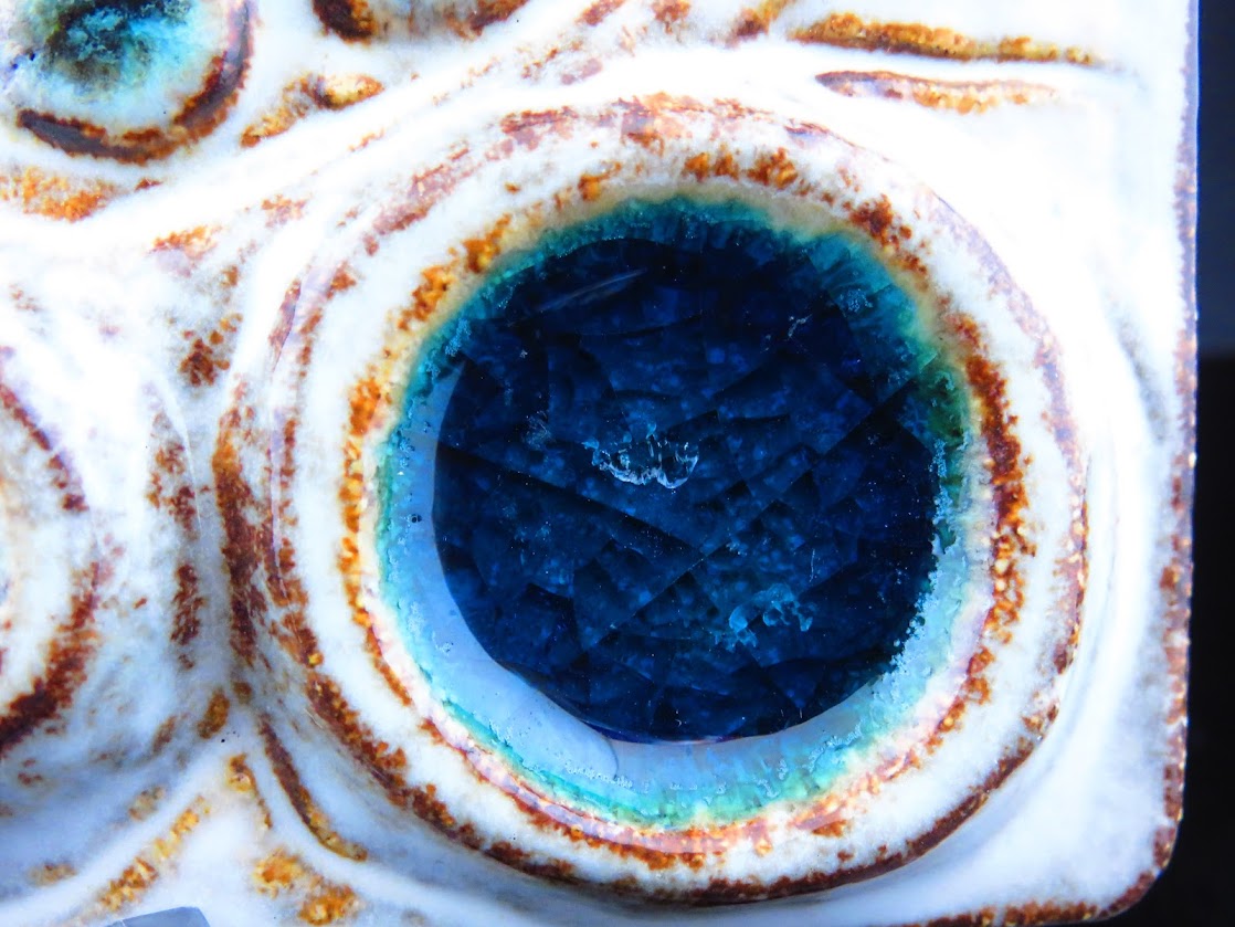 Soholm/スーホルム Noomi Backhausen/ノーミ バックハウゼン 陶板 赤い大輪の花 ひまわり ブランドシール付き