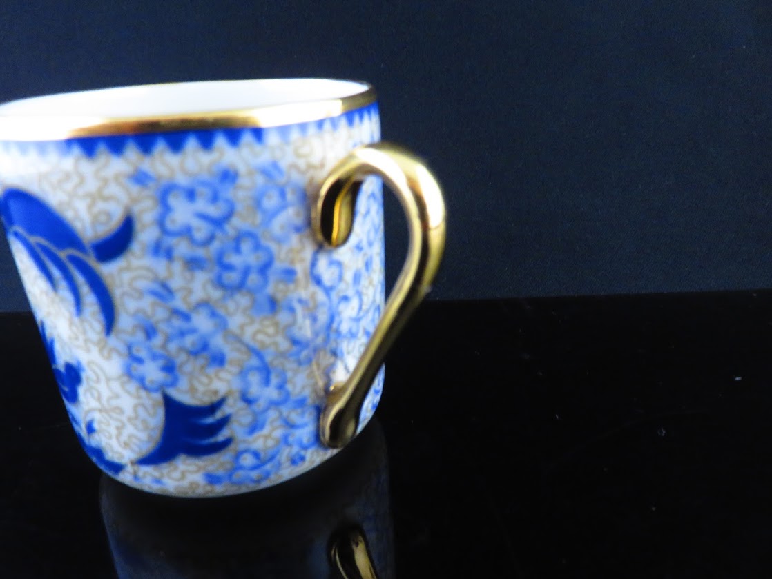 訳あり!ARABIA/アラビア She-Fo/シェフォ デミタスカップ&ソーサー Greta Lisa Jaderholm-Snellman/グレタリサイェーデルホルム=スネルマン