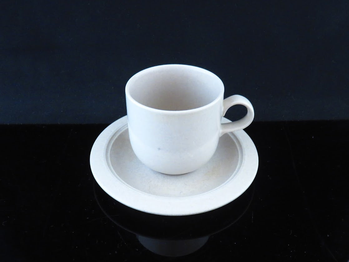 ARABIA/アラビア KRモデル Inkeri Leivo/インケリレイヴォ コーヒーカップ&ソーサー [1]