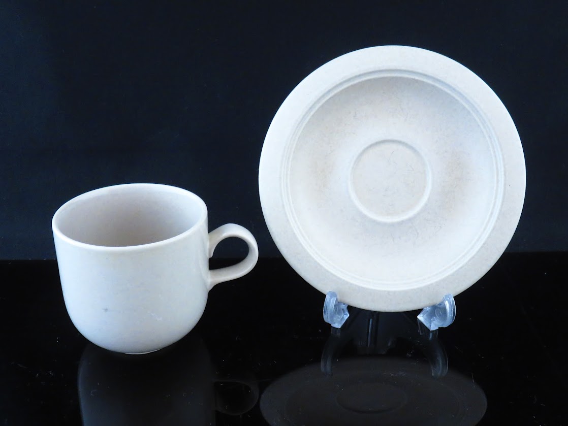 ARABIA/アラビア KRモデル Inkeri Leivo/インケリレイヴォ コーヒーカップ&ソーサー [1]