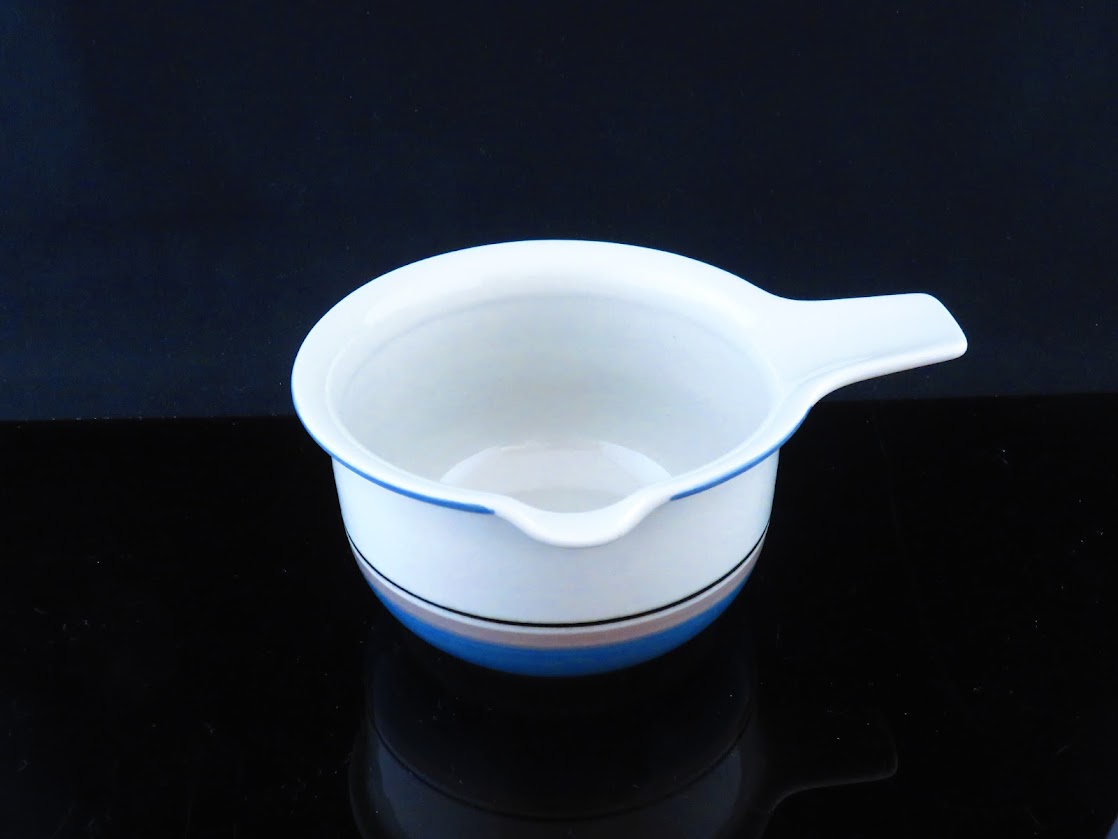 ARABIA/アラビア Uhtua/ウートゥア ソースボート Inkeri Leivo/インケリレイヴォ Ulla Procope/ウラプロコッペ