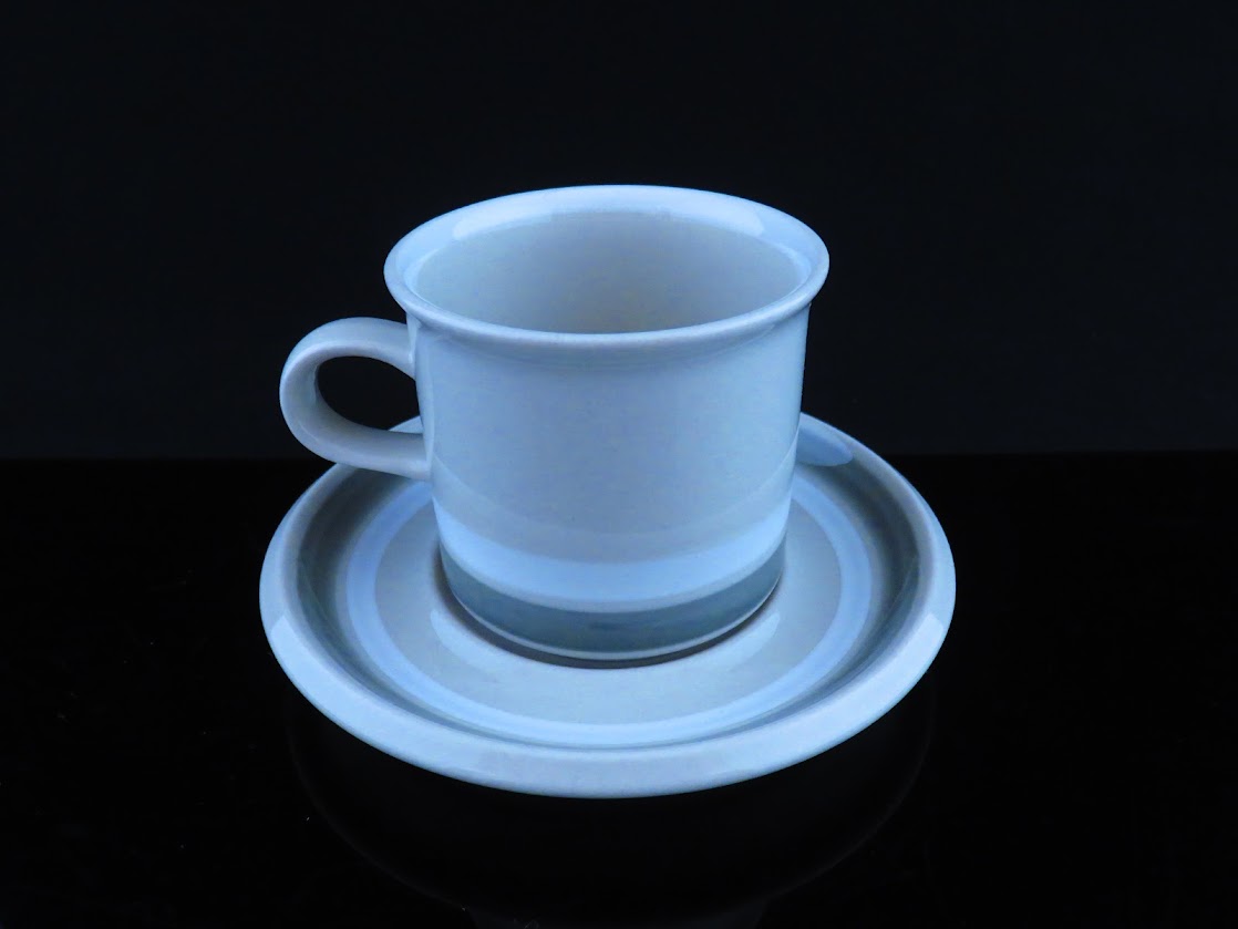 ARABIA/アラビア Salla/サーラ Raija Uosikkinen/ライヤウオシッキネン コーヒーカップ&ソーサー サイズ中 [1]