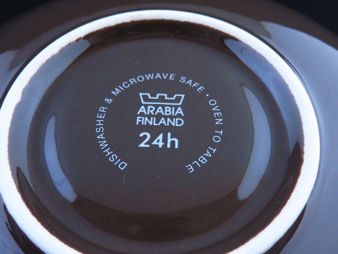 ARABIA/アラビア 24h ティーカップ&ソーサー ダークブラウン こげ茶 艶あり Heikki Orvola/ヘイッキオルヴォラ ブランドシール付き [2]