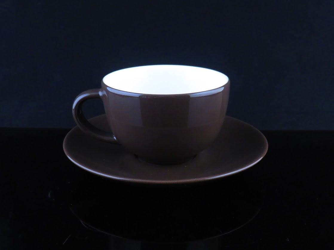 ARABIA/アラビア 24h ティーカップ&ソーサー ダークブラウン こげ茶 艶あり Heikki Orvola/ヘイッキオルヴォラ ブランドシール付き [1]