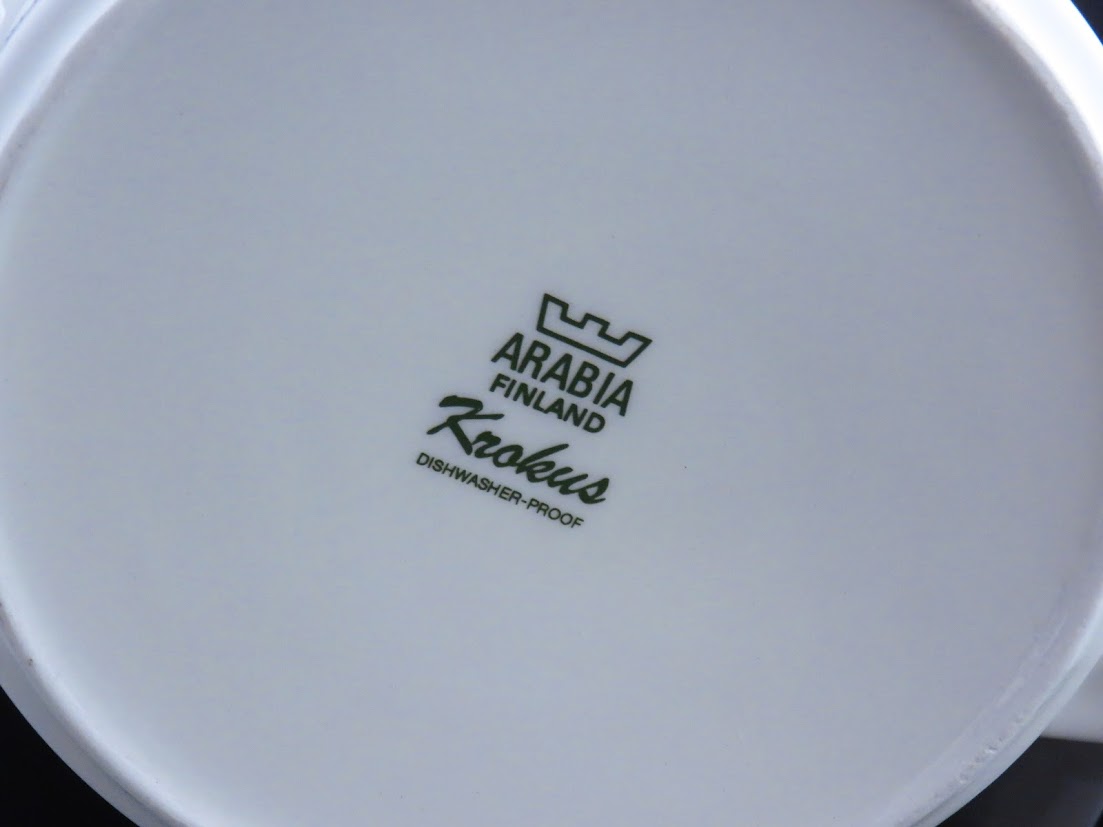 ARABIA/アラビア Krokus/クロッカス ティーポット Esteri Tomula/エステリトムラ 茶漉しなし 蓋なし