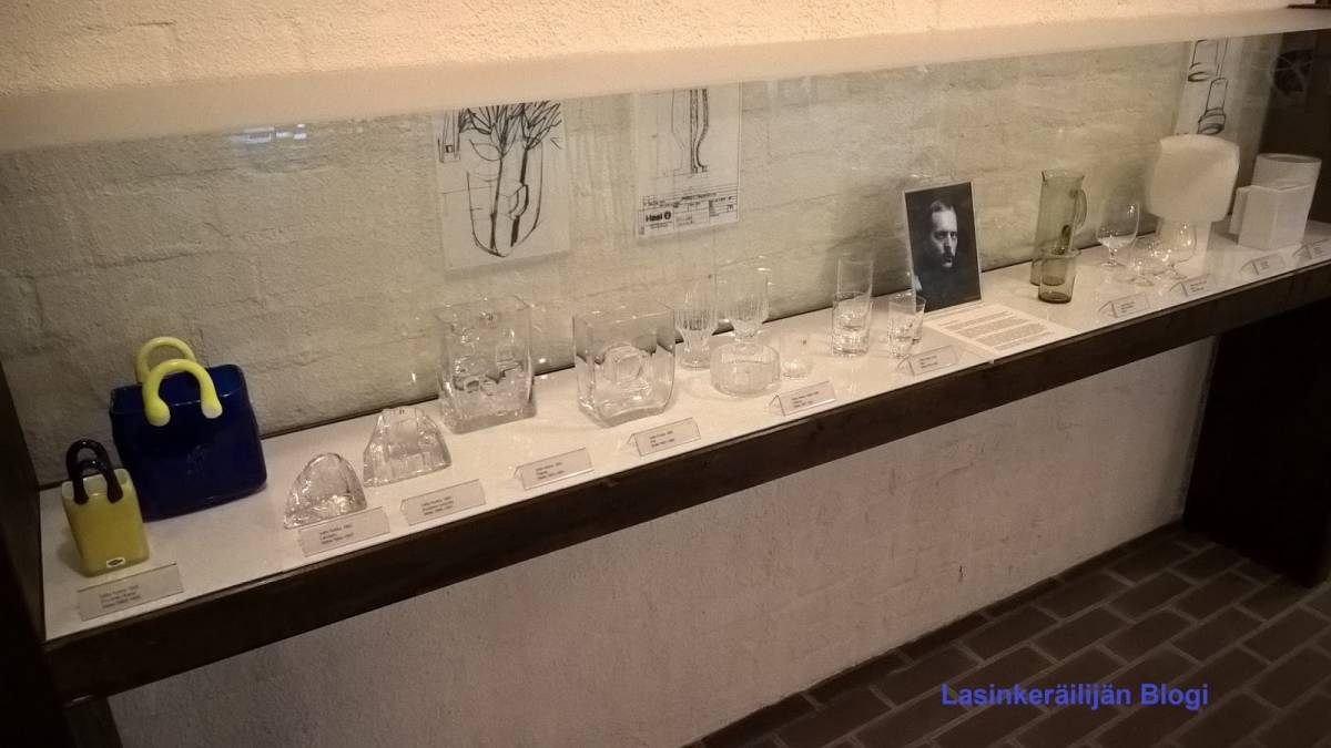 フィンランドのガラス博物館に展示されています。